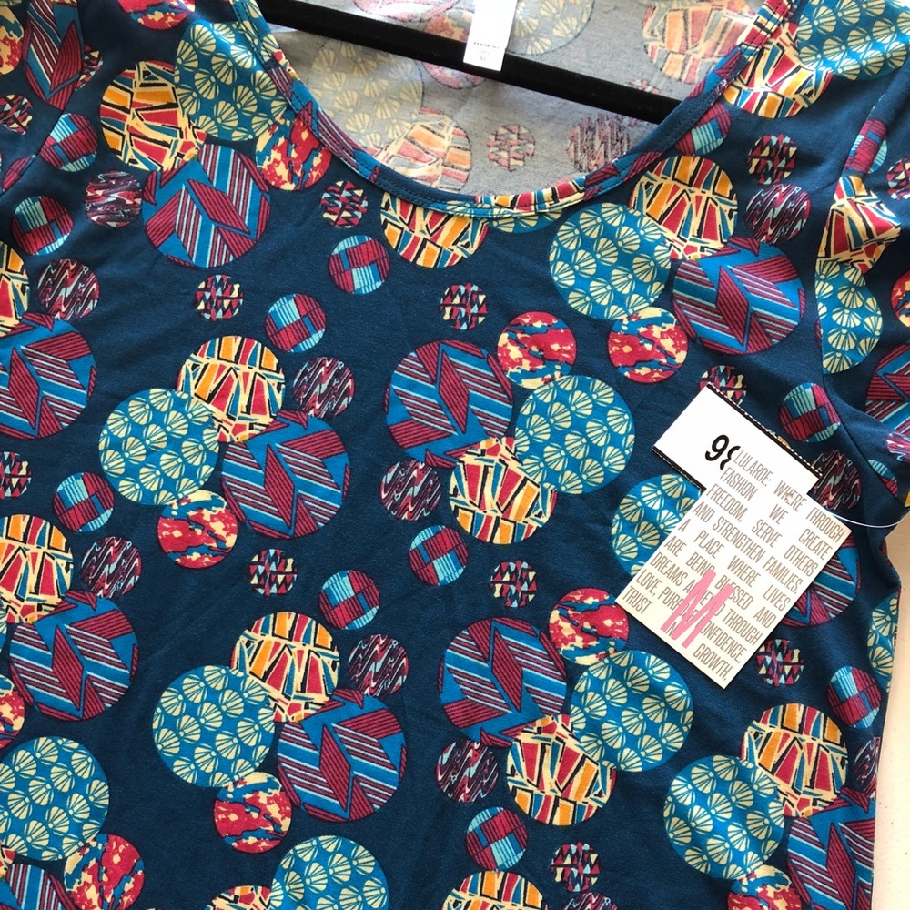 LuLaRoe Classic Tee